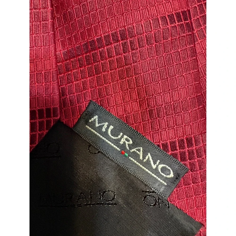 Murano Mens Red Textured Grid Pattern 100% Silk Necktie Formal Business Tie